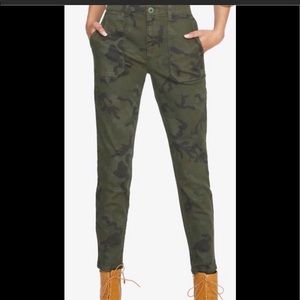⭐️Sanctuary Standard Surplus Camo Chino Pants